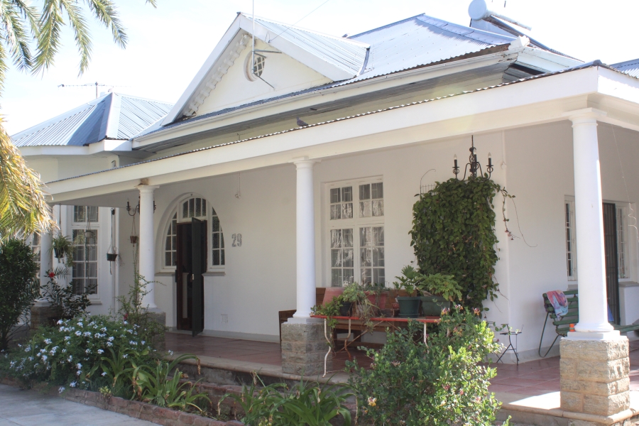 3 Bedroom Property for Sale in Graaff-Reinet Eastern Cape